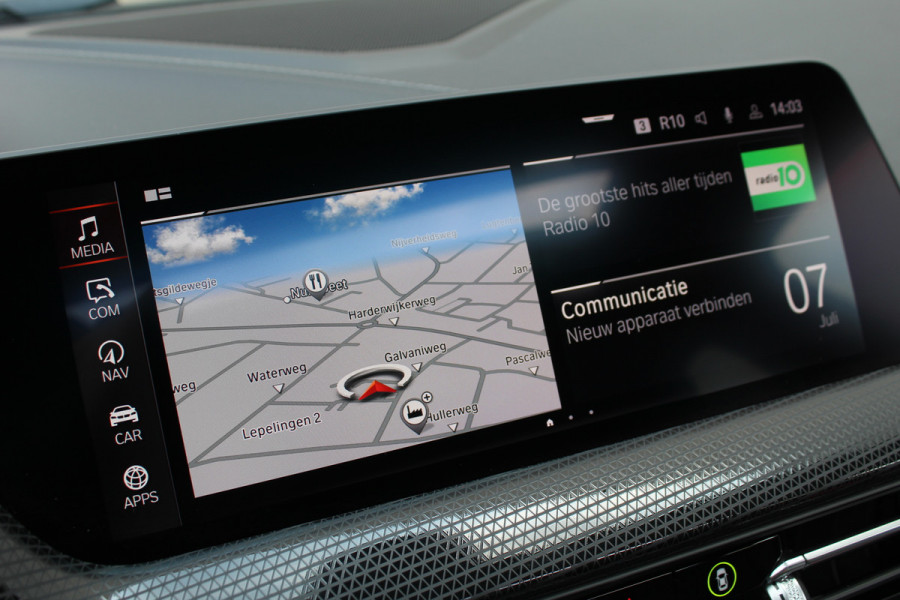 BMW 1-serie 118i High Executive M-Sport Plus | Shadow Line | Panoramadak | Leder | Active Cruise