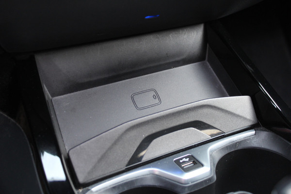 BMW 1-serie 118i High Executive M-Sport Plus | Shadow Line | Panoramadak | Leder | Active Cruise