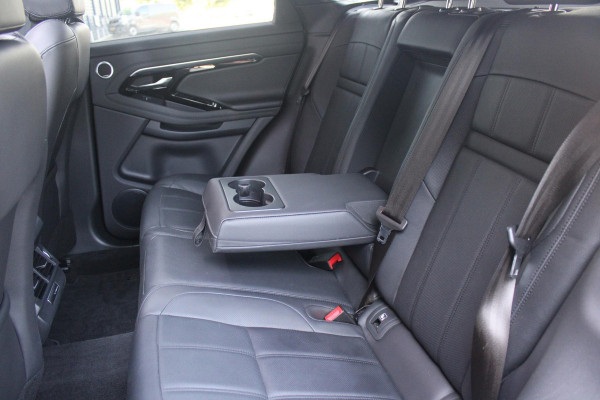 Land Rover Range Rover Evoque 1.5 P300e AWD 254PK R-DYNAMIC HSE | PANORAMISCH SCHUIF / KANTELDAK | ELEKTRISCH VERSTELBARE VOORSTOELEN / BESTUURDERSTOEL MET GEHEUGEN | LEDEREN BEKLEDING | VOORSTOELEN  VERWARMBAAR | 20" LICHTMETALEN VELGEN | KEYLESS ENTRY / START | DODEHOEK DETECTIE | EXTRA GETINTE ACHTERRUITEN | FULL LED KOPLAMPEN | LED ACHTERLICHTEN | ADAPTIVE CRUISE CONTROL | APPLE CARPLAY | ACHTERKLEP ELEKTRISCH BEDIENBAAR | MERIDIAN PREMIUM AUDIO SYSTEEM | RODE REMKLAUWEN |