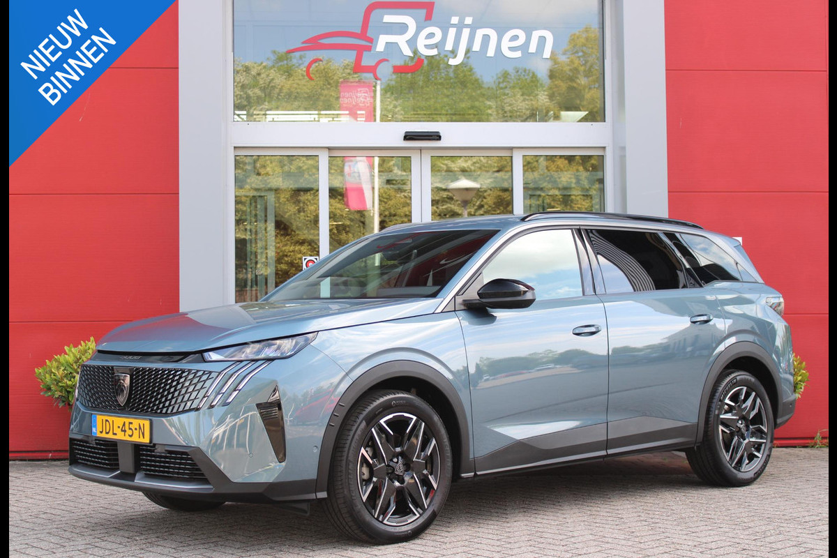 Peugeot 5008 1.2 Hybrid 145PK ALLURE 7p | 360° VISION & DRIVE ASSIST PACK: ANTI DIEFSTAL ALARM MET SUPERVEGRENDELING/VERWARMBAAR VOLLEDEREN STUURWIEL/VISEOPARK 360° HD CAMERA'S MET PARKEERHULP VOOR, BUITENSPIEGELS MET KANTELFUNCTIE BIJ HET ACHTERUITRIJDEN/ADAPTIVE CRUISE CONTROL MET STOP & GO FUNCTIE, REAR CROSS TRAFFIC ALERT, LANE CHANGE ASSIST, DODEHOEK DETECTIE, GROOTLICHT ASSISTENT | PANORAMIC NAVIGATION PACK: PEUGEOT PANORAMIC i-COCKPIT MET GEBOGEN EN ZWEVEND HD SCHERM/PEUGEOT 3D NAVIGATIE/SPRAAKHERKENNING/3-USB AANSLUITINGEN/DRAADLOZE TELEFOONLADER | SEAT PACK: AGR STOEL MET