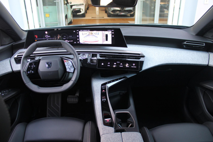 Peugeot 5008 1.2 Hybrid 145PK ALLURE 7p | 360° VISION & DRIVE ASSIST PACK: ANTI DIEFSTAL ALARM MET SUPERVEGRENDELING/VERWARMBAAR VOLLEDEREN STUURWIEL/VISEOPARK 360° HD CAMERA'S MET PARKEERHULP VOOR, BUITENSPIEGELS MET KANTELFUNCTIE BIJ HET ACHTERUITRIJDEN/ADAPTIVE CRUISE CONTROL MET STOP & GO FUNCTIE, REAR CROSS TRAFFIC ALERT, LANE CHANGE ASSIST, DODEHOEK DETECTIE, GROOTLICHT ASSISTENT | PANORAMIC NAVIGATION PACK: PEUGEOT PANORAMIC i-COCKPIT MET GEBOGEN EN ZWEVEND HD SCHERM/PEUGEOT 3D NAVIGATIE/SPRAAKHERKENNING/3-USB AANSLUITINGEN/DRAADLOZE TELEFOONLADER | SEAT PACK: AGR STOEL MET