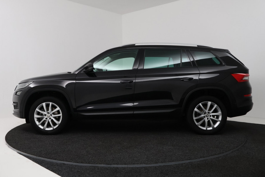 Škoda Kodiaq 1.5 TSI Business Edition 7p. (TREKHAAK WEGKLAPBAAR, NAVI, CAMERA, PDC, STOELVERWARMING, 1e EIG CARPLAY)