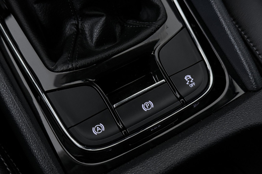 Škoda Kodiaq 1.5 TSI Business Edition 7p. (TREKHAAK WEGKLAPBAAR, NAVI, CAMERA, PDC, STOELVERWARMING, 1e EIG CARPLAY)