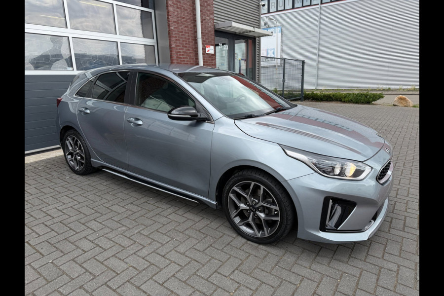 Kia Ceed 1.4 T-GDi GT-Line AUT LED Navi Camera Lane Keyless
