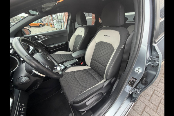 Kia Ceed 1.4 T-GDi GT-Line AUT LED Navi Camera Lane Keyless