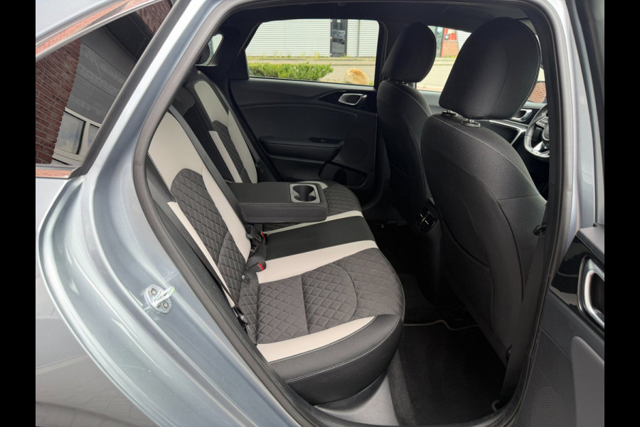 Kia Ceed 1.4 T-GDi GT-Line AUT LED Navi Camera Lane Keyless