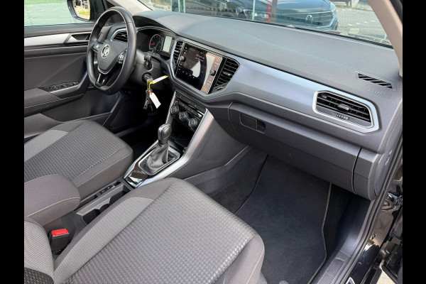 Volkswagen T-Roc 1.5 TSI Style Business - Automaat - Pano/Schuifdak - Navi - Parkeerhulp
