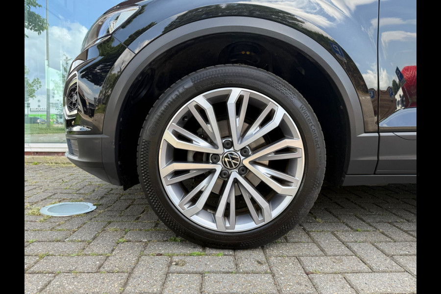Volkswagen T-Roc 1.5 TSI Style Business - Automaat - Pano/Schuifdak - Navi - Parkeerhulp