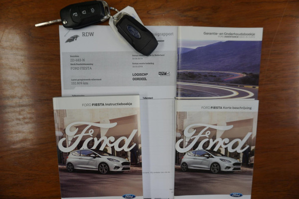 Ford Fiesta 1.1 /Navigatie/Parkeersensoren/Cruisecontrol/ Dealeronderhouden.