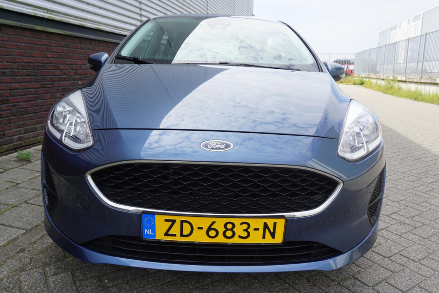 Ford Fiesta 1.1 /Navigatie/Parkeersensoren/Cruisecontrol/ Dealeronderhouden.