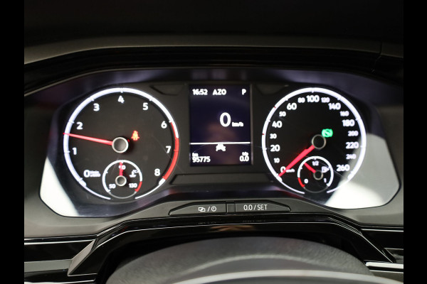 Volkswagen Polo 1.0 TSI Comfortline | Adapt. Cr. | PDC V&A | Climate Control | Apple Carplay/ Android Auto | Prijs Rijklaar!!
