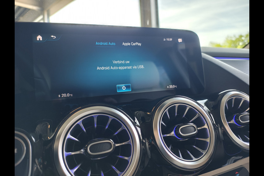 Mercedes-Benz GLA **Gereserveerd** 250e 218PK Hybride Leder+Massage+Verwarming Camera Adap.Cruise Apple Carplay Android Auto Navi Ecc Business Sol Blind Spot Warning Led Pdc Lmv 18" DAB Bluetooth Elek.Achterklep Isofix