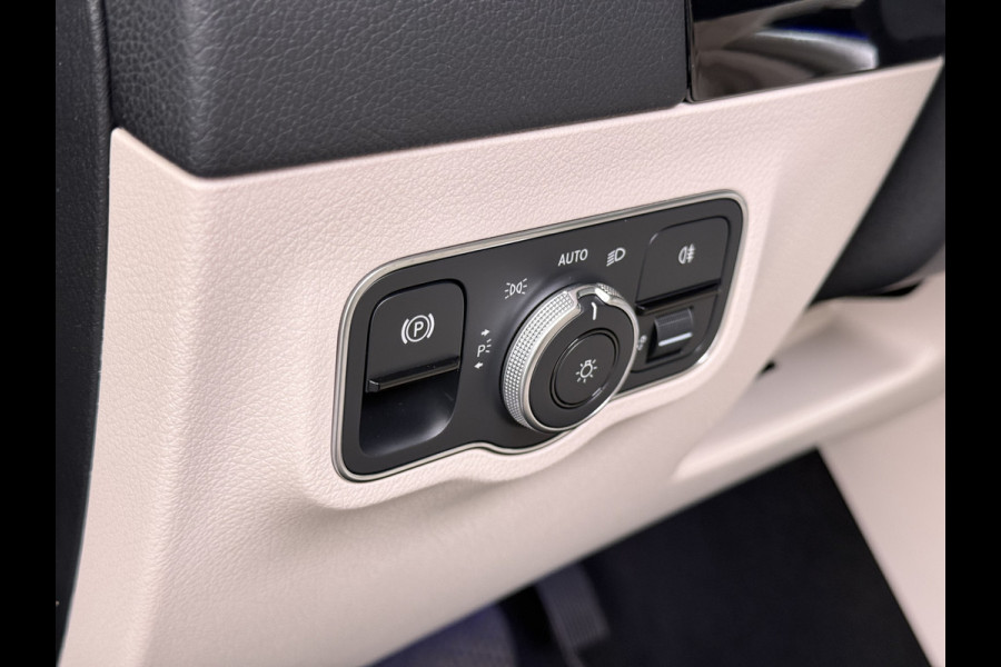 Mercedes-Benz GLA **Gereserveerd** 250e 218PK Hybride Leder+Massage+Verwarming Camera Adap.Cruise Apple Carplay Android Auto Navi Ecc Business Sol Blind Spot Warning Led Pdc Lmv 18" DAB Bluetooth Elek.Achterklep Isofix