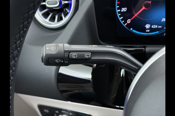 Mercedes-Benz GLA **Gereserveerd** 250e 218PK Hybride Leder+Massage+Verwarming Camera Adap.Cruise Apple Carplay Android Auto Navi Ecc Business Sol Blind Spot Warning Led Pdc Lmv 18" DAB Bluetooth Elek.Achterklep Isofix