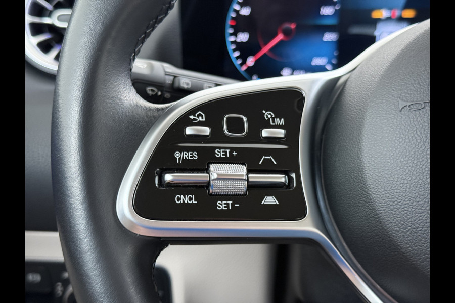 Mercedes-Benz GLA **Gereserveerd** 250e 218PK Hybride Leder+Massage+Verwarming Camera Adap.Cruise Apple Carplay Android Auto Navi Ecc Business Sol Blind Spot Warning Led Pdc Lmv 18" DAB Bluetooth Elek.Achterklep Isofix