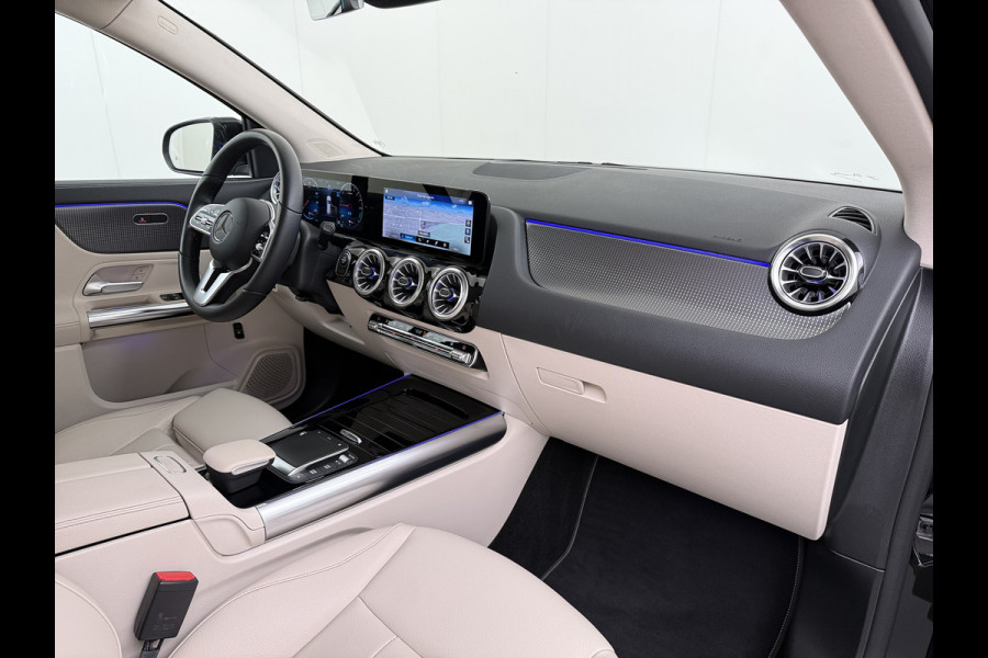 Mercedes-Benz GLA **Gereserveerd** 250e 218PK Hybride Leder+Massage+Verwarming Camera Adap.Cruise Apple Carplay Android Auto Navi Ecc Business Sol Blind Spot Warning Led Pdc Lmv 18" DAB Bluetooth Elek.Achterklep Isofix
