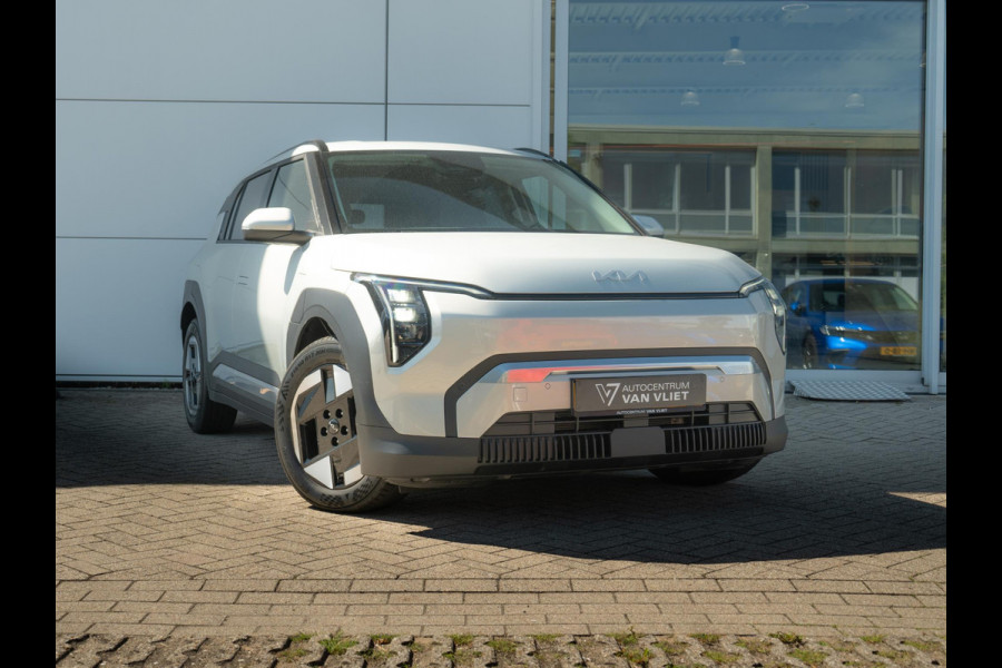 Kia EV3 Plus 81.4 kWh | Stoel en stuurverwarming | Navi | Dode hoek assistentie |