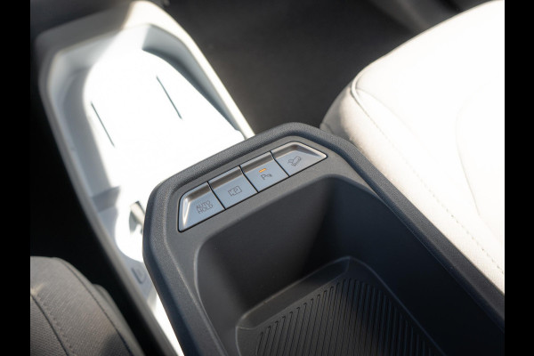 Kia EV3 Plus 81.4 kWh | Stoel en stuurverwarming | Navi | Dode hoek assistentie |