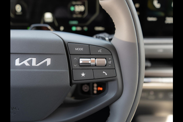 Kia EV3 Plus 81.4 kWh | Stoel en stuurverwarming | Navi | Dode hoek assistentie |