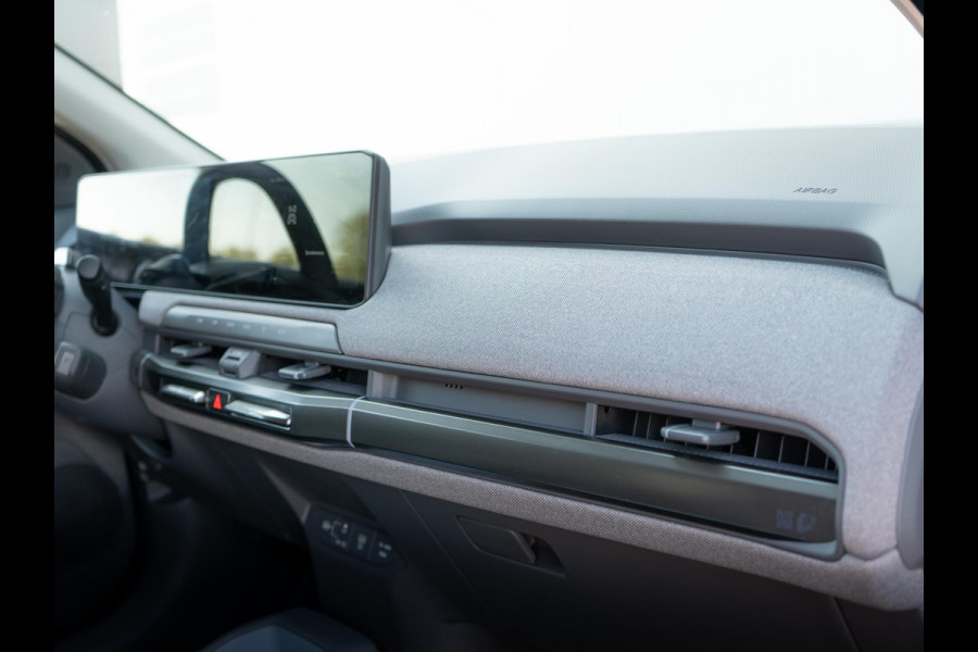 Kia EV3 Plus 81.4 kWh | Stoel en stuurverwarming | Navi | Dode hoek assistentie |