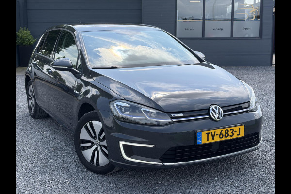 Volkswagen e-Golf e-Golf SOH 91.07%,Navi,Carplay,Camera,Stoelverwarming,Clima,Cruise,Pdc,Lm velgen,Dealer Onderhouden,N.A.P,Apk tot 11-2026