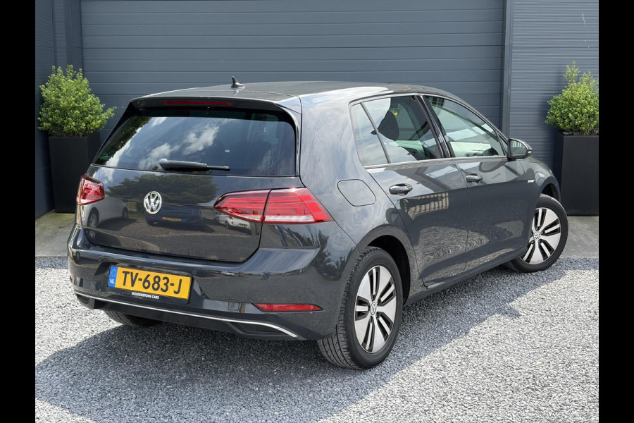 Volkswagen e-Golf e-Golf SOH 91.07%,Navi,Carplay,Camera,Stoelverwarming,Clima,Cruise,Pdc,Lm velgen,Dealer Onderhouden,N.A.P,Apk tot 11-2026