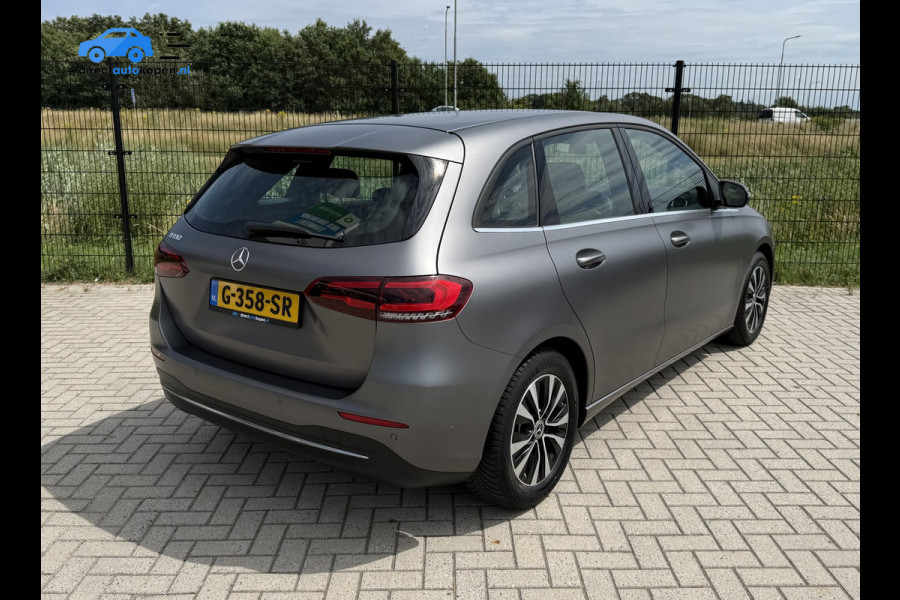 Mercedes-Benz B-Klasse 180 Business Solution Plus CarPlay | Camera | groot NAVI