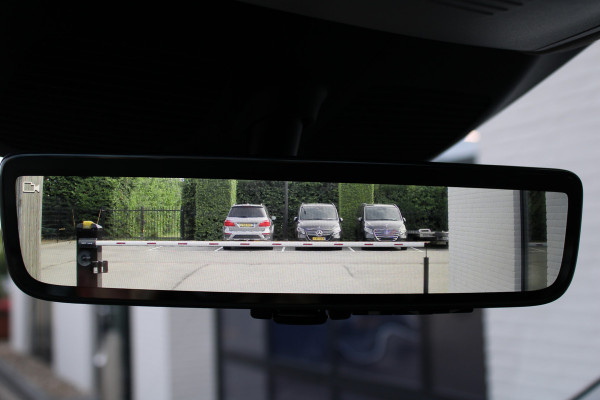 Mercedes-Benz V-Klasse 300d / XXL / 8-Persoons / Incl. BTW-BPM / 2x Elec Schuifdeur / 360 Camera / Vol Opties / NIEUWSTAAT