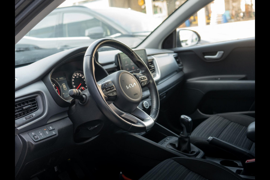 Kia Stonic 1.0 T-GDi MHEV DynamicLine | Caplay/android auto | Achteruitrijcamera | Airco | PDC |