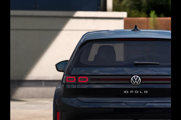 Volkswagen ID. Polo Life First Edition 52 kWh accu, 155 kW / 211 Achteruitrijcamera | Carplay | Stoelverwarming