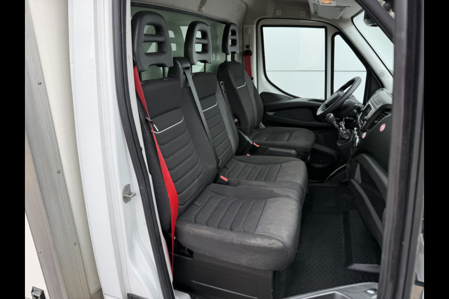 Iveco Daily 35C16 3.0 160pk Laadklep Bakwagen Dubbellucht Climate Control Cruise Control Camera Meubelbak Koffer