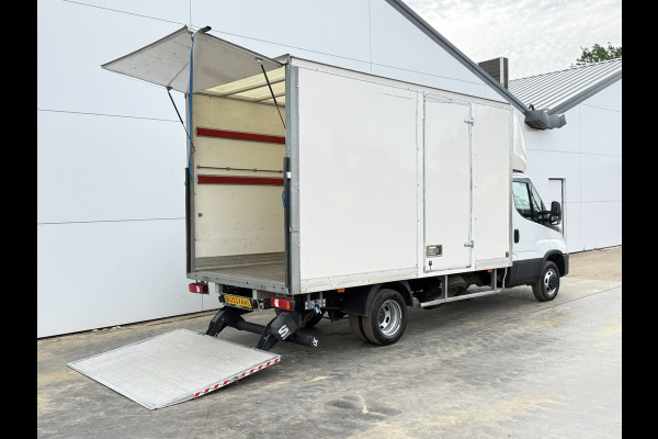 Iveco Daily 35C16 3.0 160pk Laadklep Bakwagen Dubbellucht Climate Control Cruise Control Camera Meubelbak Koffer