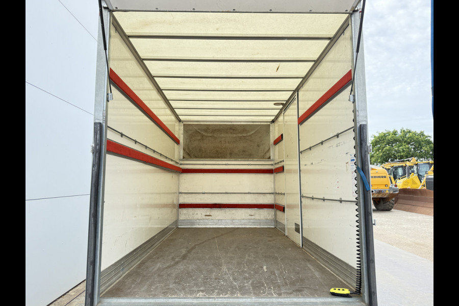 Iveco Daily 35C16 3.0 160pk Laadklep Bakwagen Dubbellucht Climate Control Cruise Control Camera Meubelbak Koffer