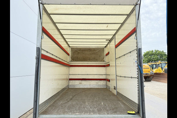Iveco Daily 35C16 3.0 160pk Laadklep Bakwagen Dubbellucht Climate Control Cruise Control Camera Meubelbak Koffer