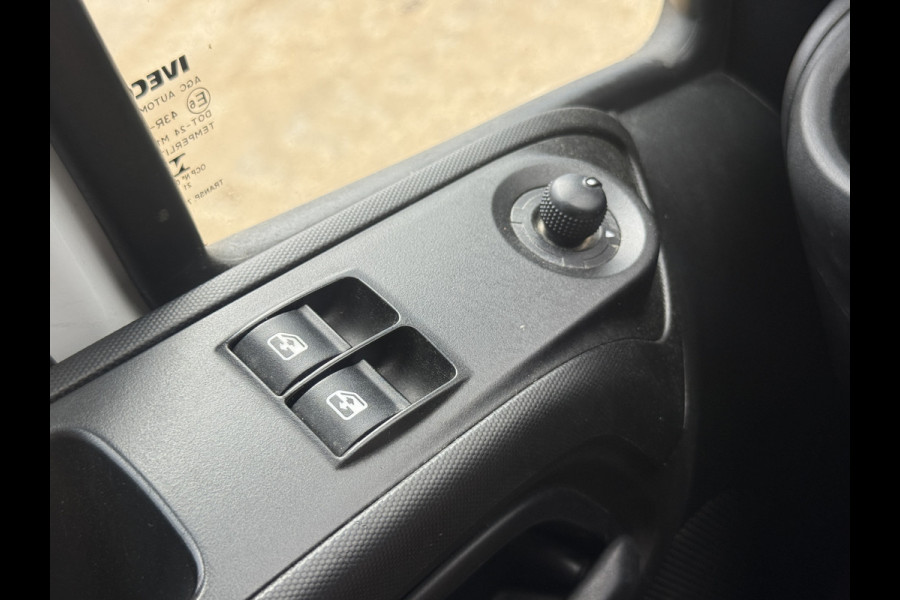 Iveco Daily 35C16 3.0 Dubbele Cabine Kipper Dubbellucht 3,5t Trekhaak 6 Stoelen Airco Cruise Control Benne Tipper