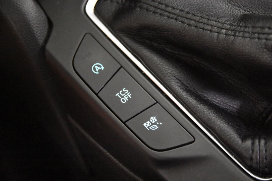 Ford Focus Hybrid *1ste Eigenaar*Navigatie*Stoelverwarming*Camera*