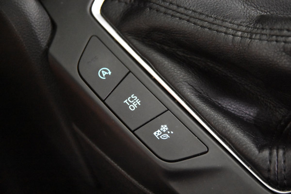 Ford Focus Hybrid *1ste Eigenaar*Navigatie*Stoelverwarming*Camera*