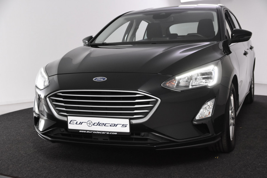 Ford Focus Hybrid *1ste Eigenaar*Navigatie*Stoelverwarming*Camera*