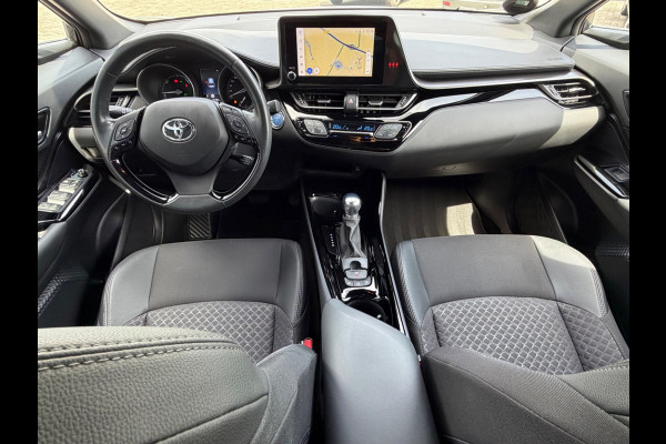 Toyota C-HR 1.8 Hybrid Style 122pk Bi-Tone, CarPlay, Camera, Stoel-stuurverw,