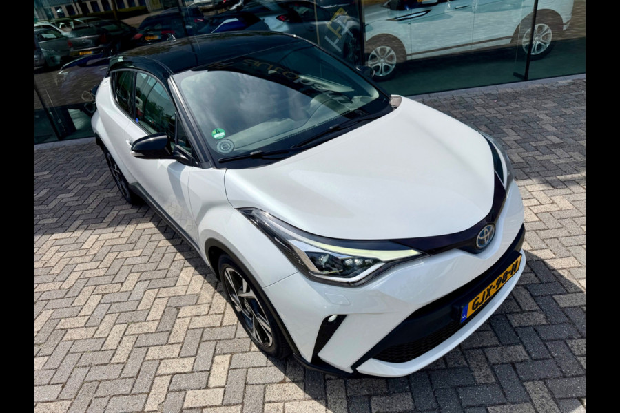 Toyota C-HR 1.8 Hybrid Style 122pk Bi-Tone, CarPlay, Camera, Stoel-stuurverw,