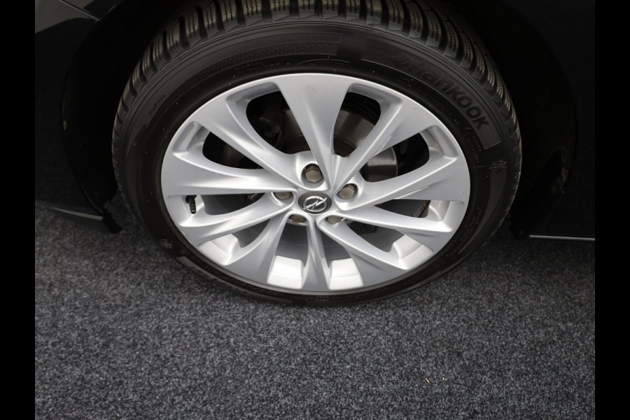 Opel Astra 1.2 Business Edition | Camera | AGR Stoel | Climate Control | Navi | Prijs Rijklaar!!