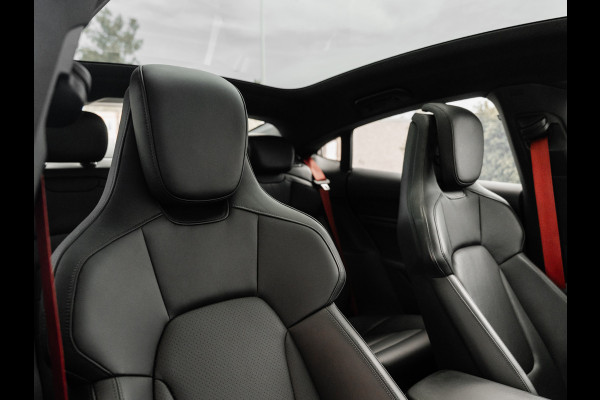 Porsche Taycan 4S Performance 93 kWh | PANORAMA | SPORTDESIGN | 21" | BOSE