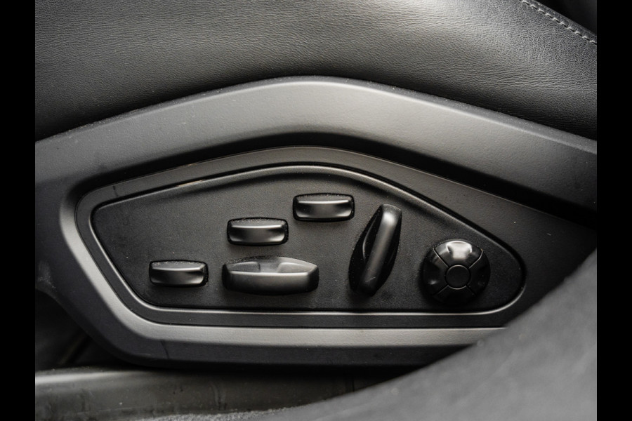 Porsche Taycan 4S Performance 93 kWh | PANORAMA | SPORTDESIGN | 21" | BOSE