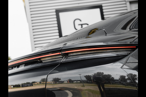Porsche Taycan 4S Performance 93 kWh | PANORAMA | SPORTDESIGN | 21" | BOSE