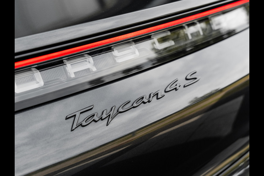 Porsche Taycan 4S Performance 93 kWh | PANORAMA | SPORTDESIGN | 21" | BOSE
