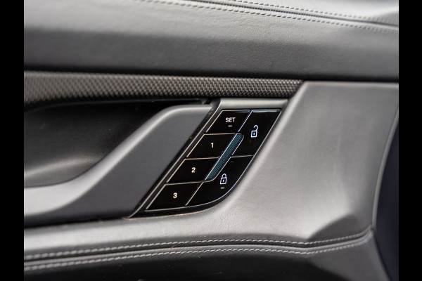 Porsche Taycan 4S Performance 93 kWh | PANORAMA | SPORTDESIGN | 21" | BOSE