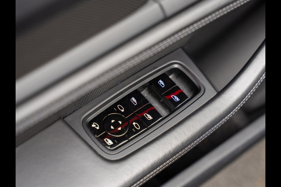 Porsche Taycan 4S Performance 93 kWh | PANORAMA | SPORTDESIGN | 21" | BOSE