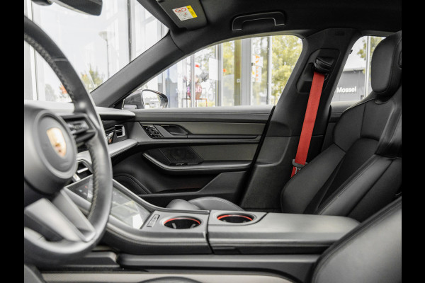 Porsche Taycan 4S Performance 93 kWh | PANORAMA | SPORTDESIGN | 21" | BOSE