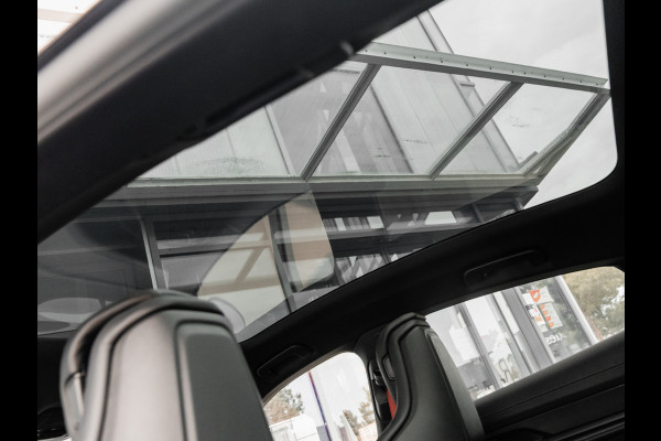 Porsche Taycan 4S Performance 93 kWh | PANORAMA | SPORTDESIGN | 21" | BOSE