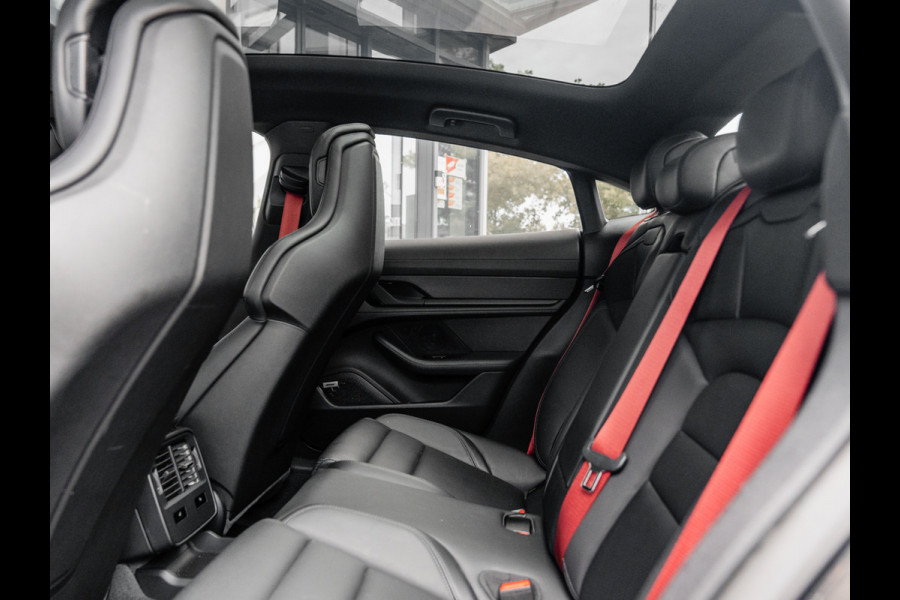 Porsche Taycan 4S Performance 93 kWh | PANORAMA | SPORTDESIGN | 21" | BOSE